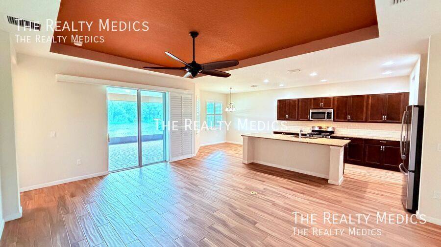 House for rent at 1102 Victoria Hills Dr S, Deland, FL 32724