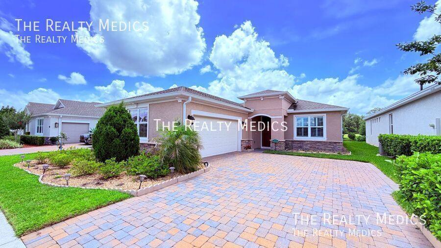 House for rent at 1102 Victoria Hills Dr S, Deland, FL 32724