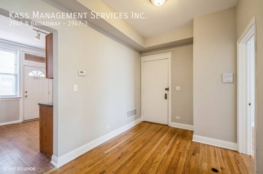Apartment for rent at 2947 N Broadway #3, Chicago, IL 60657