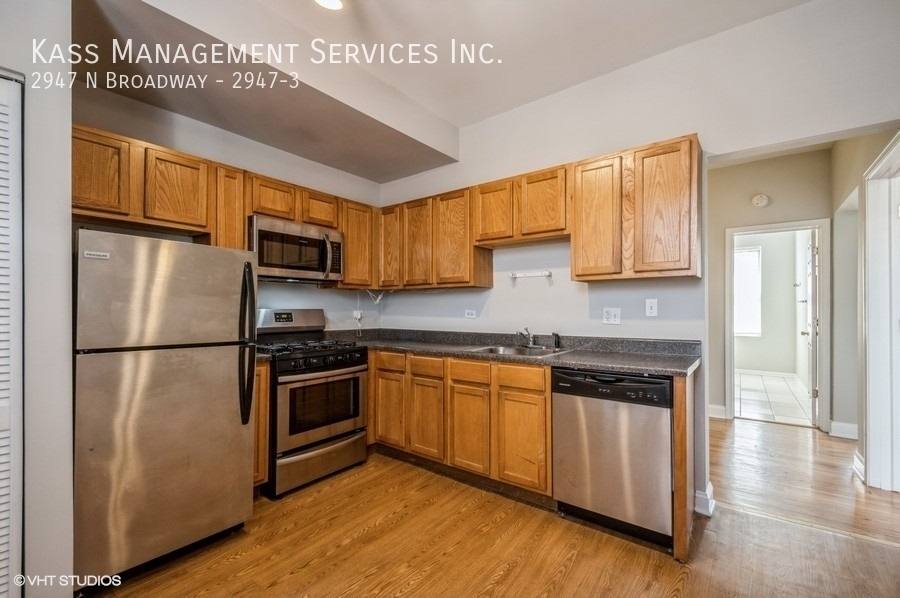 Apartment for rent at 2947 N Broadway #3, Chicago, IL 60657