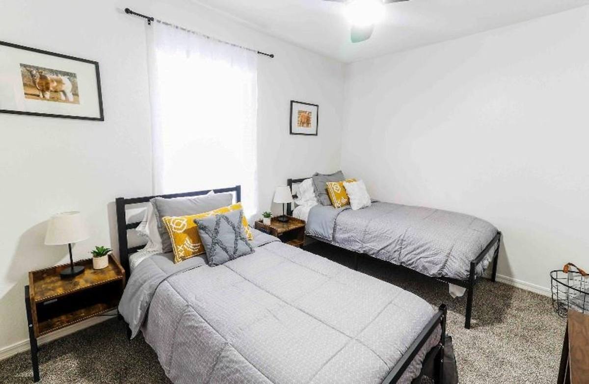 Apartment for rent at 200 Laurel Dr, Round Rock, TX 78664