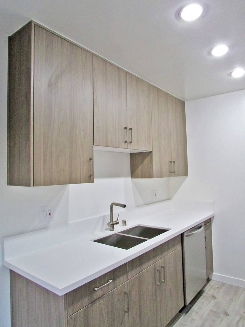 Apartment for rent at 11511 Rochester Ave Garden Terrace #11, Los Angeles, CA 90025