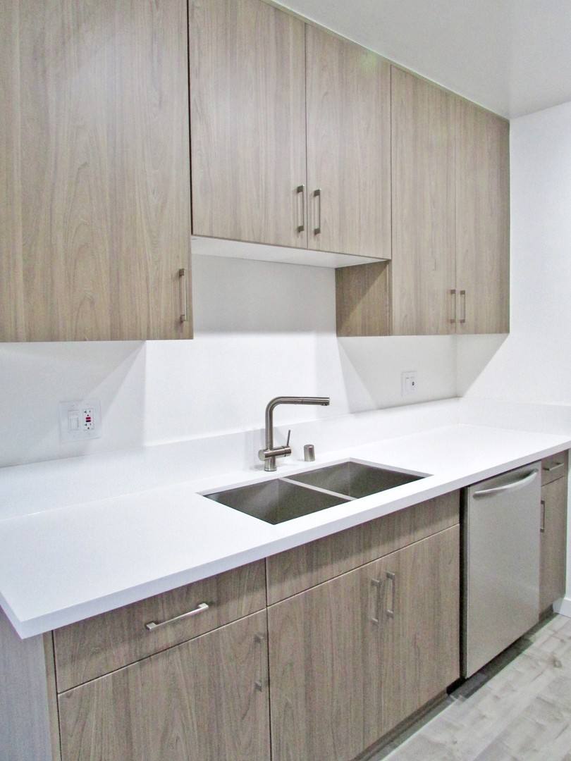 Apartment for rent at 11511 Rochester Ave Garden Terrace #11, Los Angeles, CA 90025