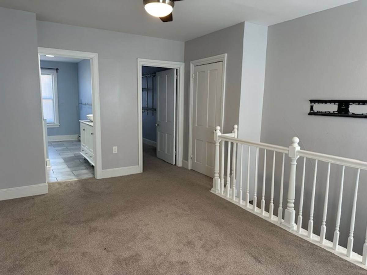 House for rent at 909 N 2nd St, Harrisburg, PA 17102