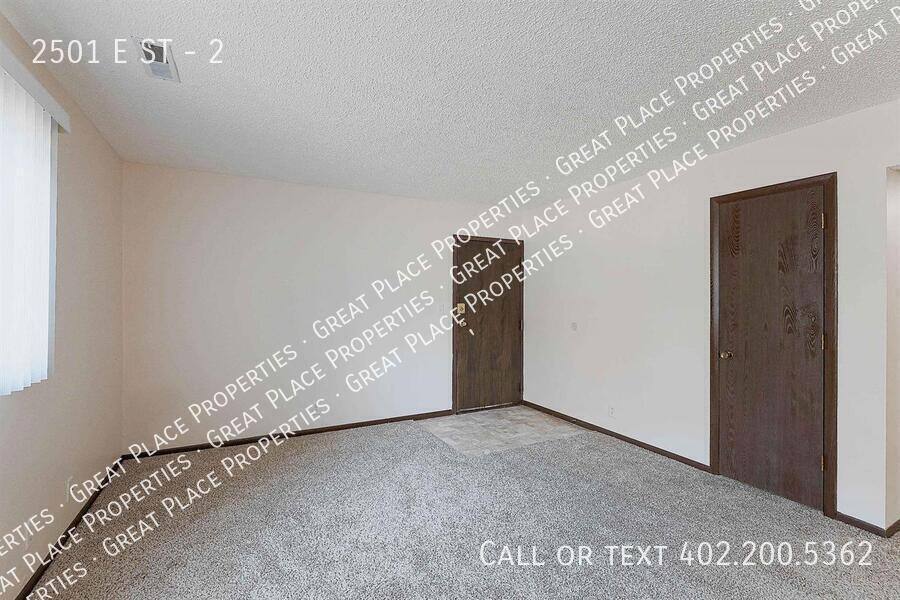 Apartment for rent at 2501 E St #2, Lincoln, NE 68510