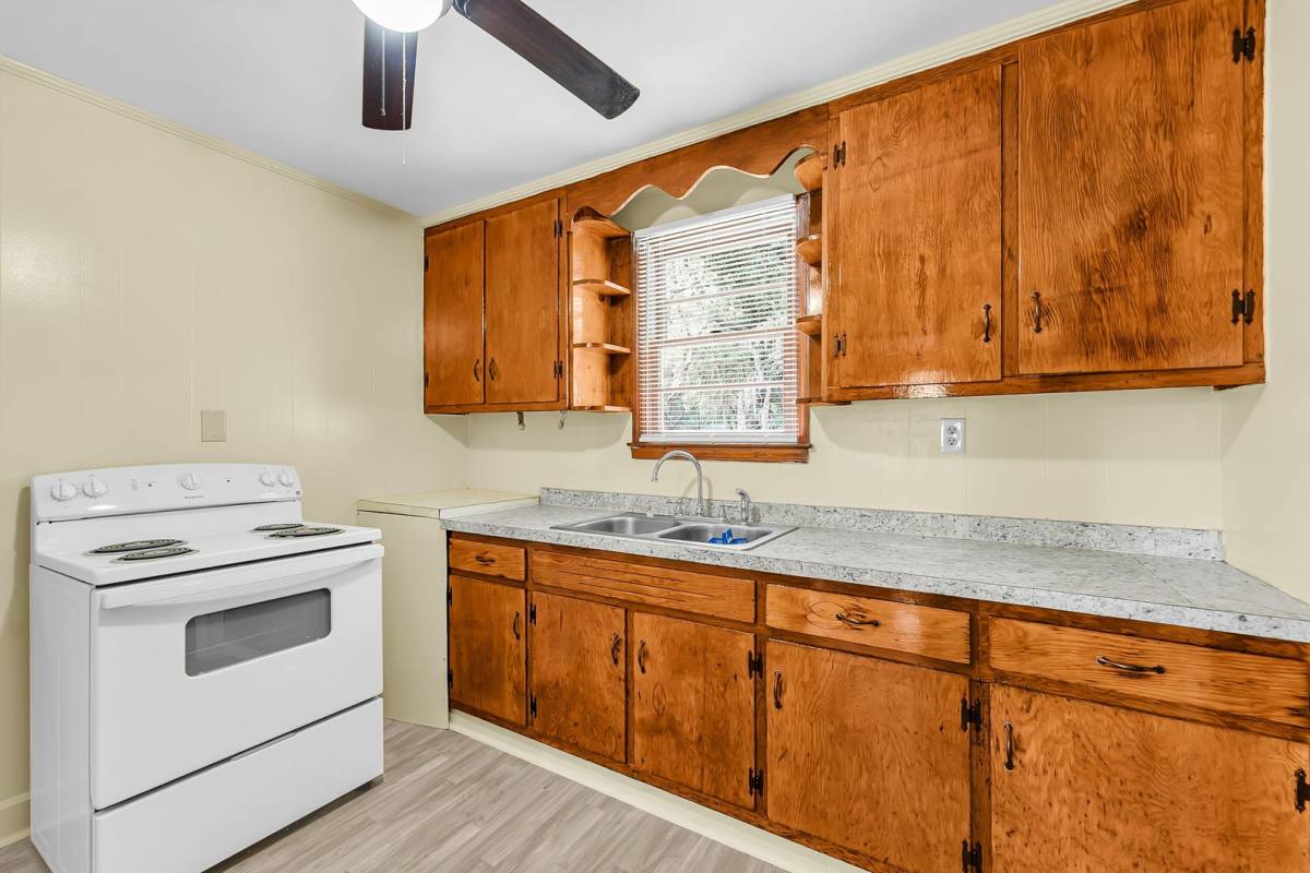 House for rent at 4361 Royal Harbor Rd, Hollywood, SC 29449
