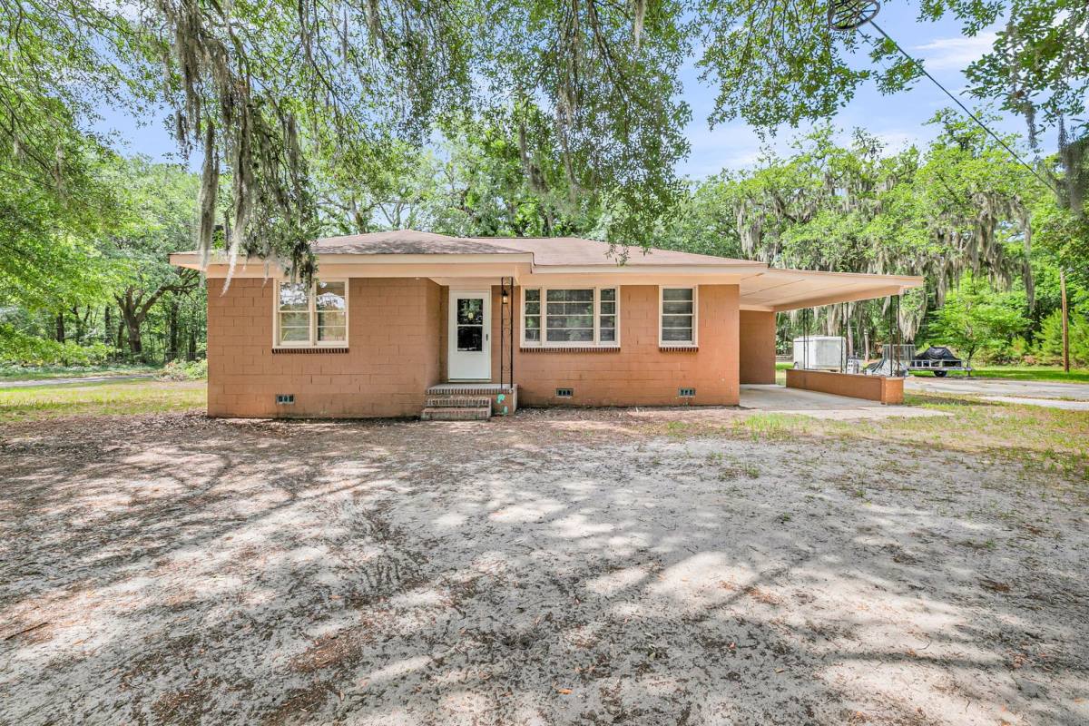 House for rent at 4361 Royal Harbor Rd, Hollywood, SC 29449