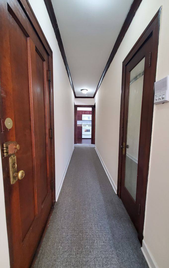 Apartment for rent at 3056 W Irving Park Rd #2E, Chicago, IL 60618