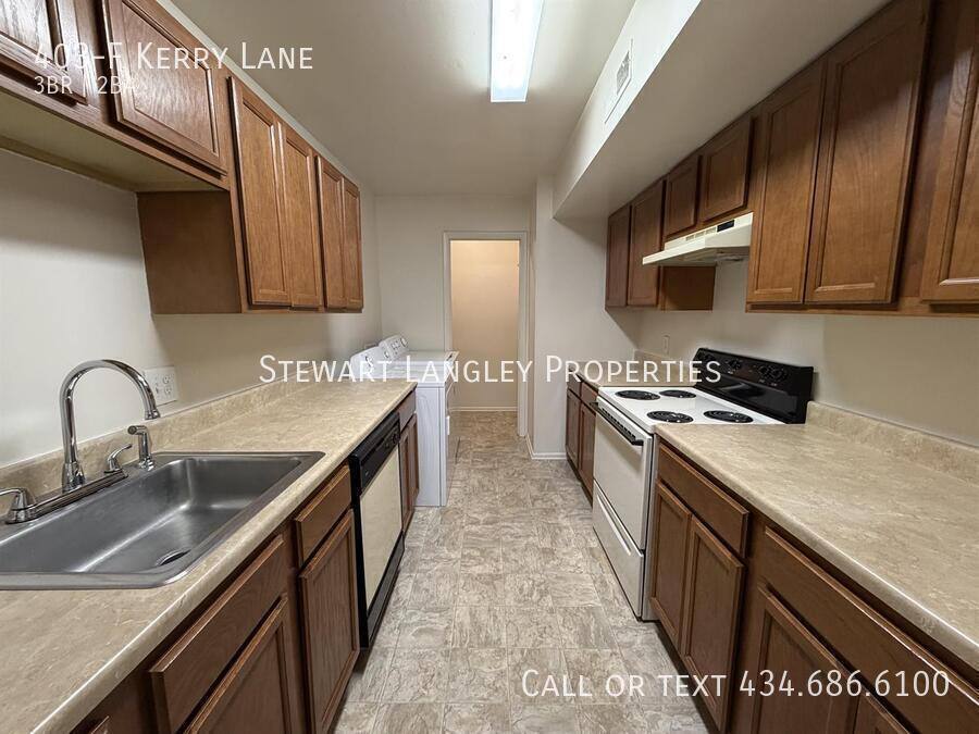 Apartment for rent at 403-F Kerry Lane, Lynchburg, VA 24502