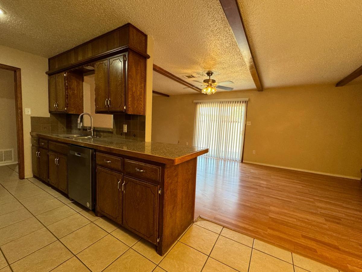 House for rent at 2610 NW 78th, Lawton, OK 73505