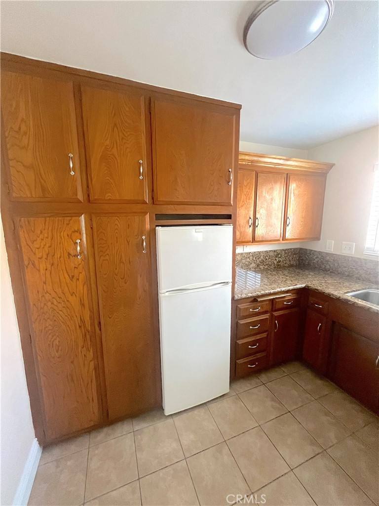 Apartment for rent at 931 W 19th St #31, Costa Mesa, CA 92627