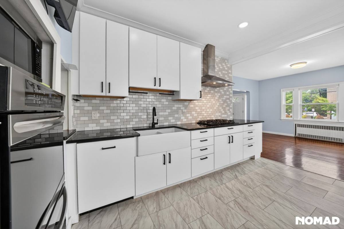 House for rent at 189 Lafayette Ave, Hawthorne, NJ 07506
