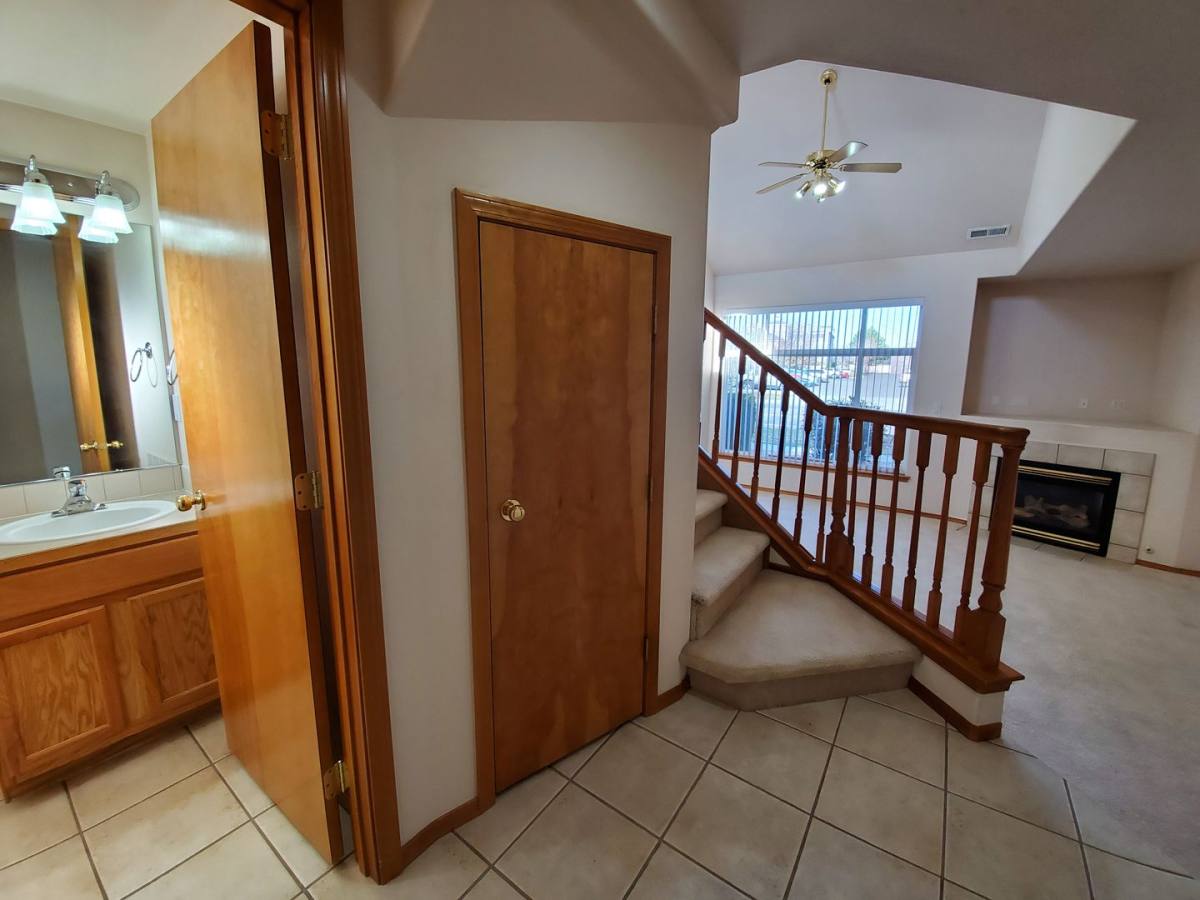 Townhouse for rent at 427 Columbia Point Dr, Richland, WA 99352