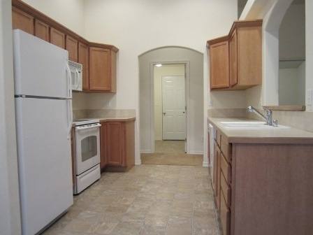 House for rent at 5007 Spirea Dr, West Richland, WA 99353