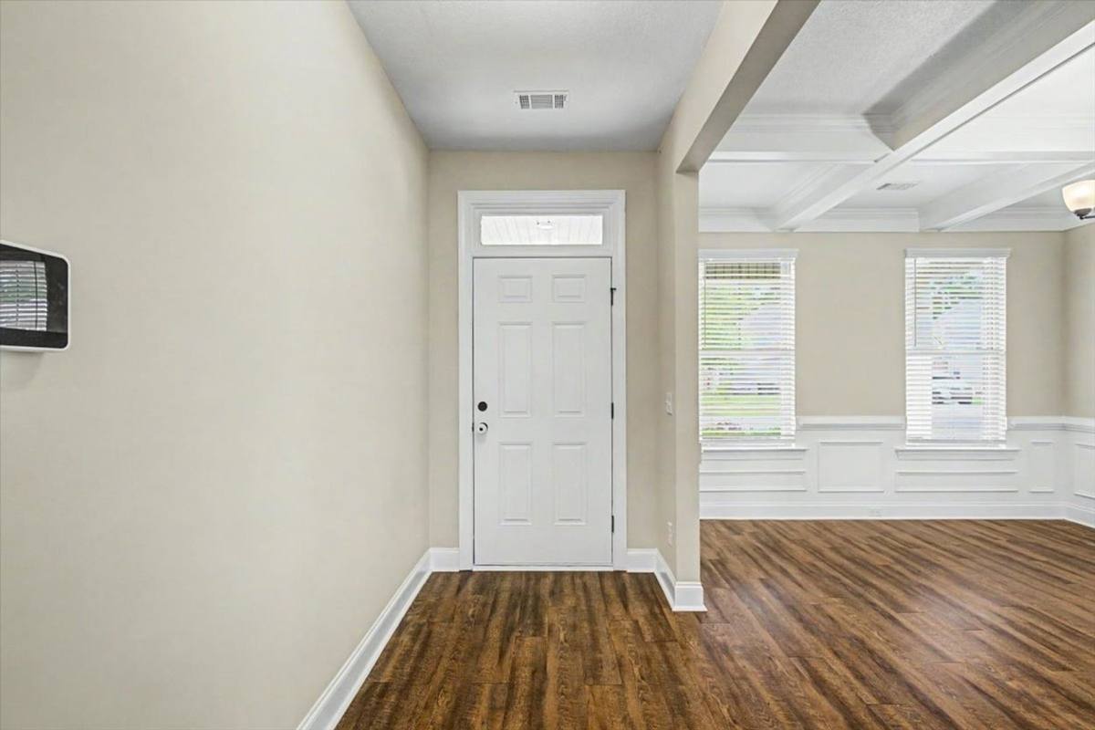 House for rent at 346 Coconut Dr, Bloomingdale, GA 31302