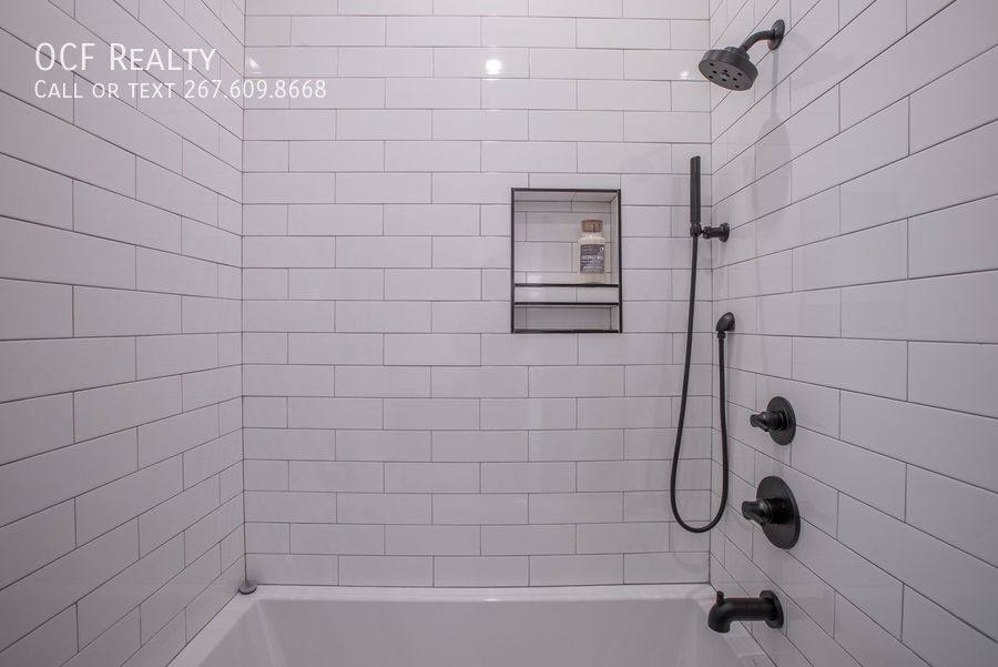 Apartment for rent at 2940 W Thompson St #LAGER, Philadelphia, PA 19121