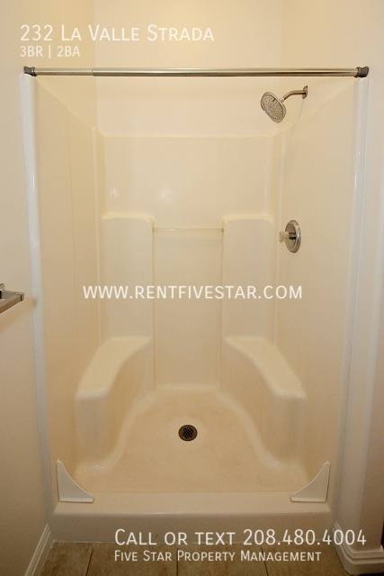 Townhouse for rent at 232 La Valle Strada, Pocatello, ID 83201