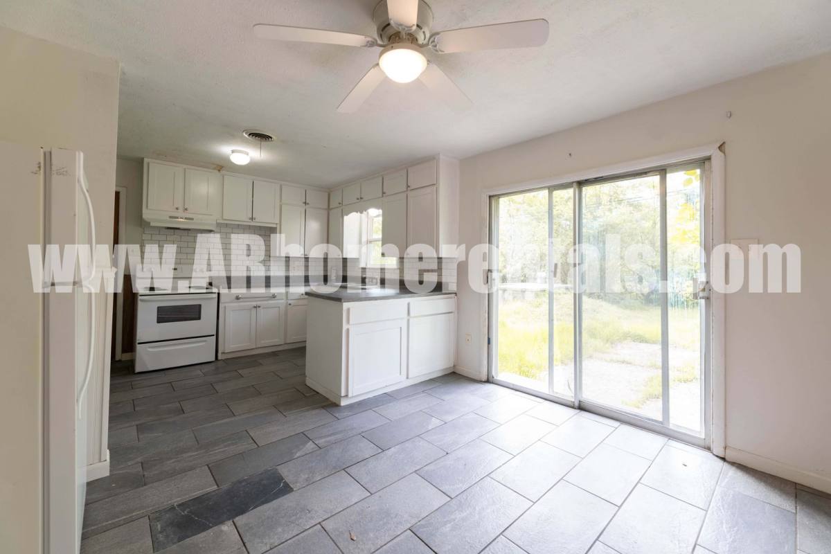 House for rent at 421 Angus St, Conway, AR 72032