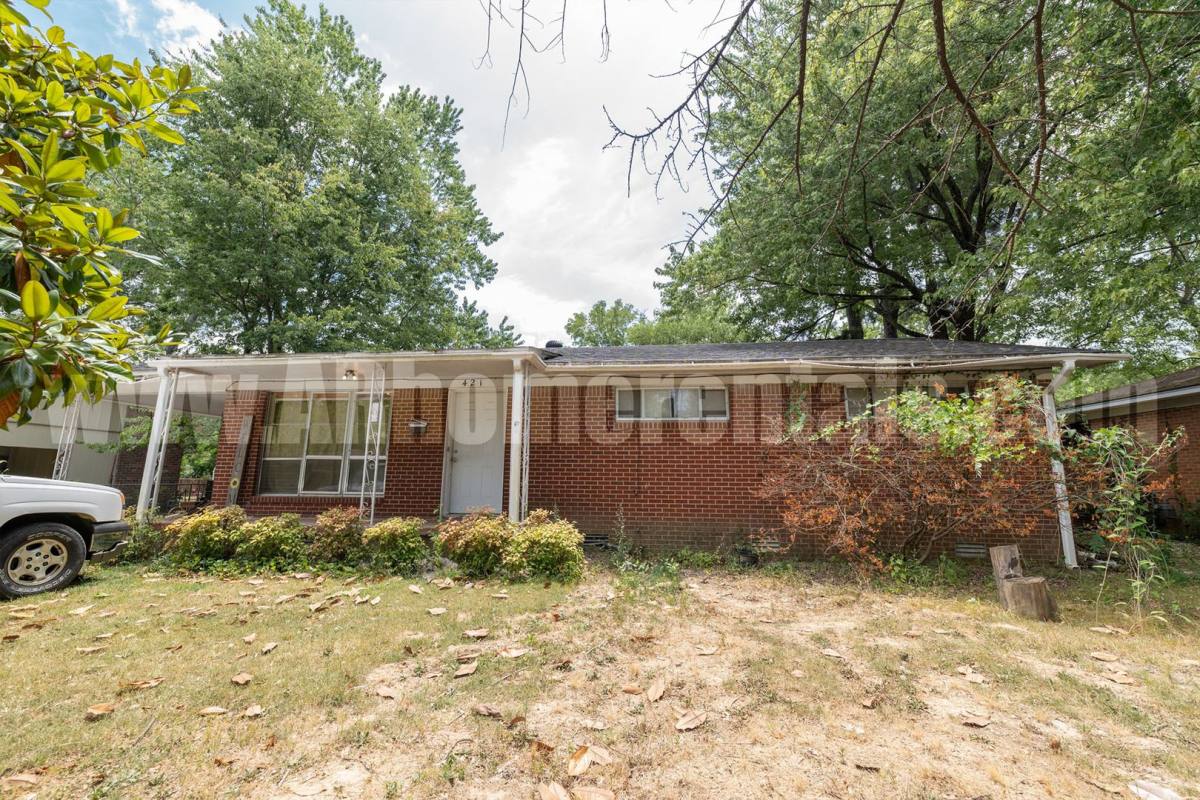 House for rent at 421 Angus St, Conway, AR 72032