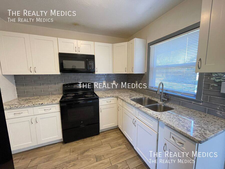 House for rent at 5122 Old Cheney Highway, Orlando, FL 32807