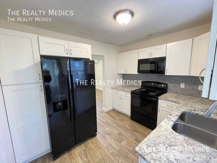 House for rent at 5122 Old Cheney Highway, Orlando, FL 32807
