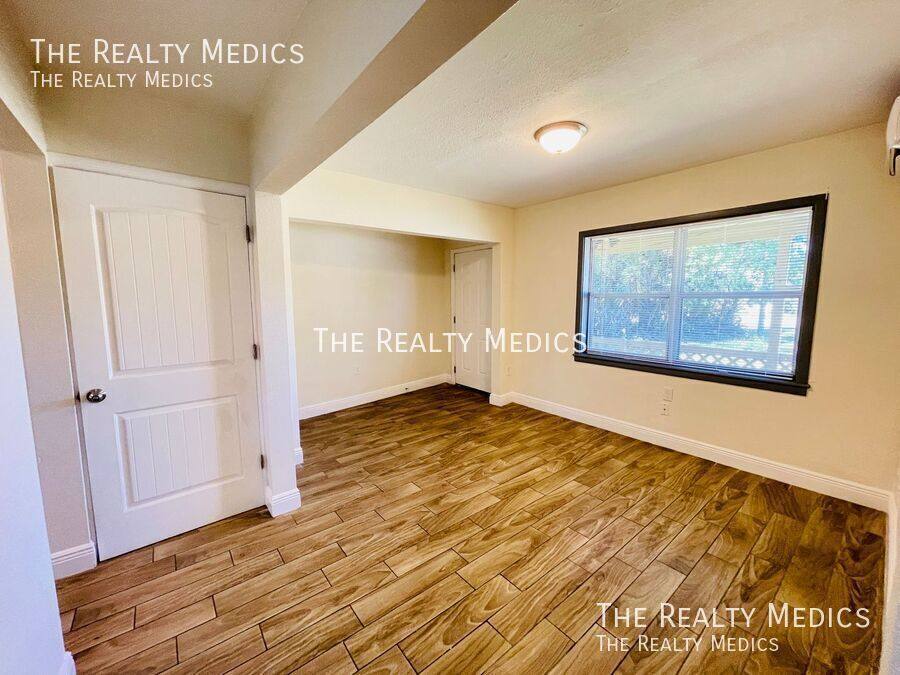 House for rent at 5122 Old Cheney Highway, Orlando, FL 32807