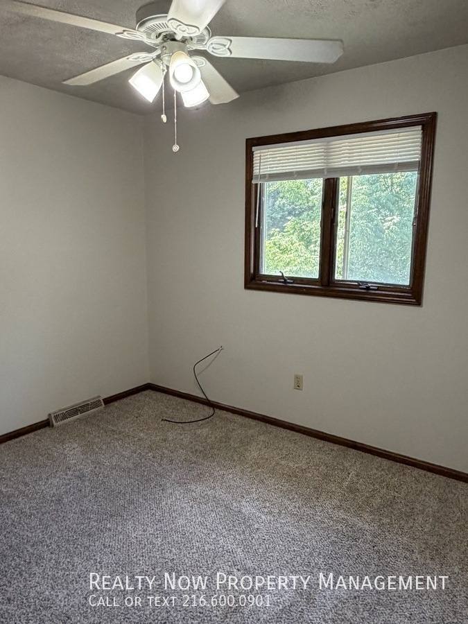Apartment for rent at 21252 Goller Ave #2, Cleveland, OH 44119