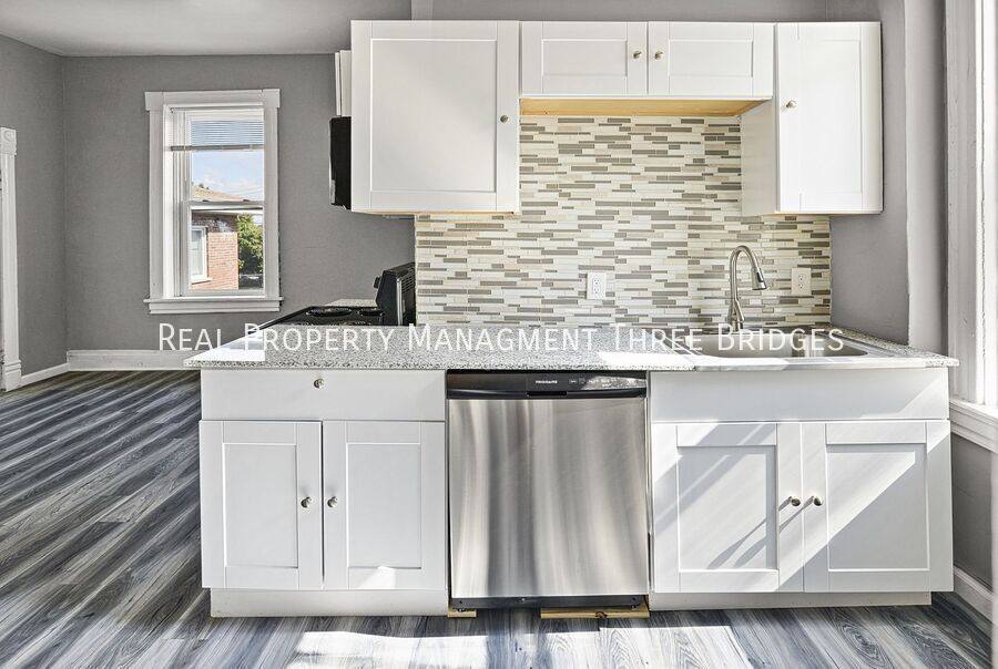 Apartment for rent at 3614 Morgan Ford Rd #2F, Saint Louis, MO 63116