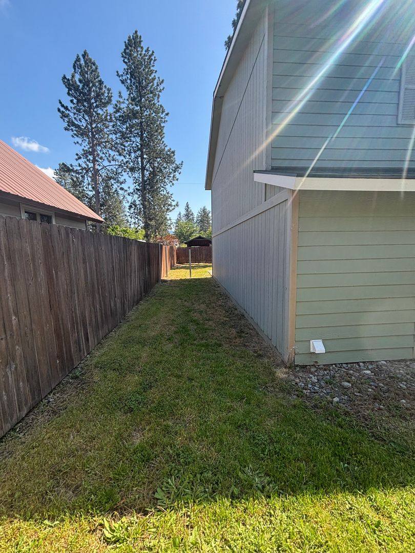 House for rent at 215 W 23rd Ave, Post Falls, ID 83854