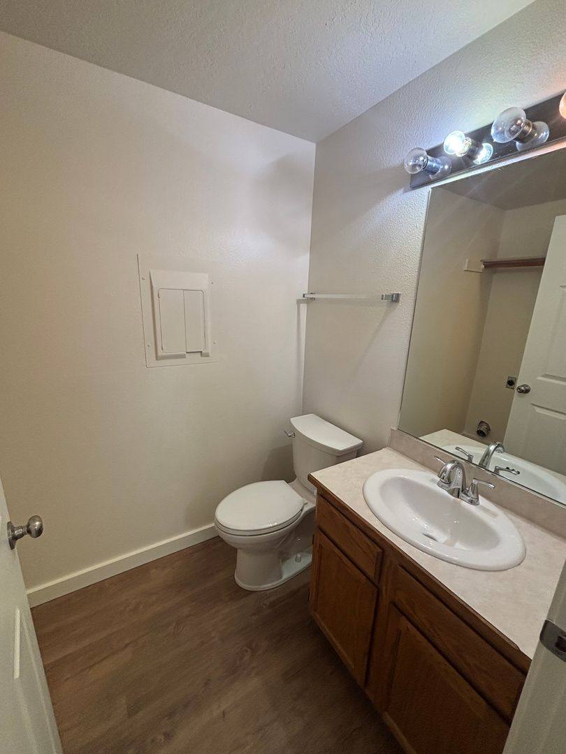 House for rent at 215 W 23rd Ave, Post Falls, ID 83854