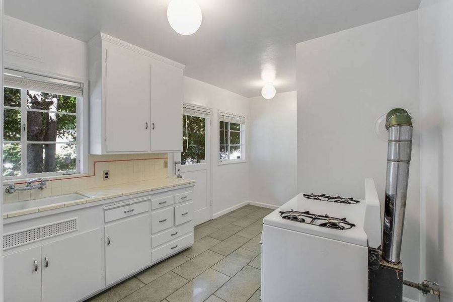 Apartment for rent at 2727 Parker St #H, Berkeley, CA 94704
