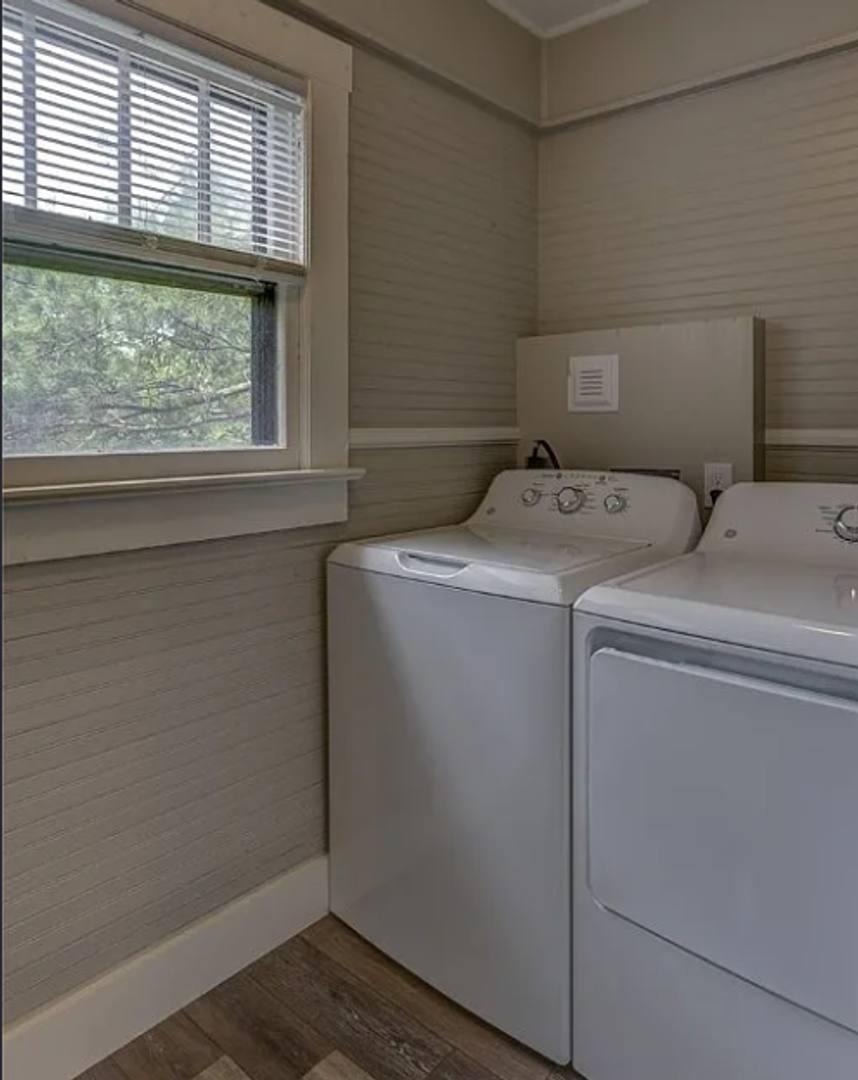 Apartment for rent at 179 Hillside Dr, Boone, NC 28607