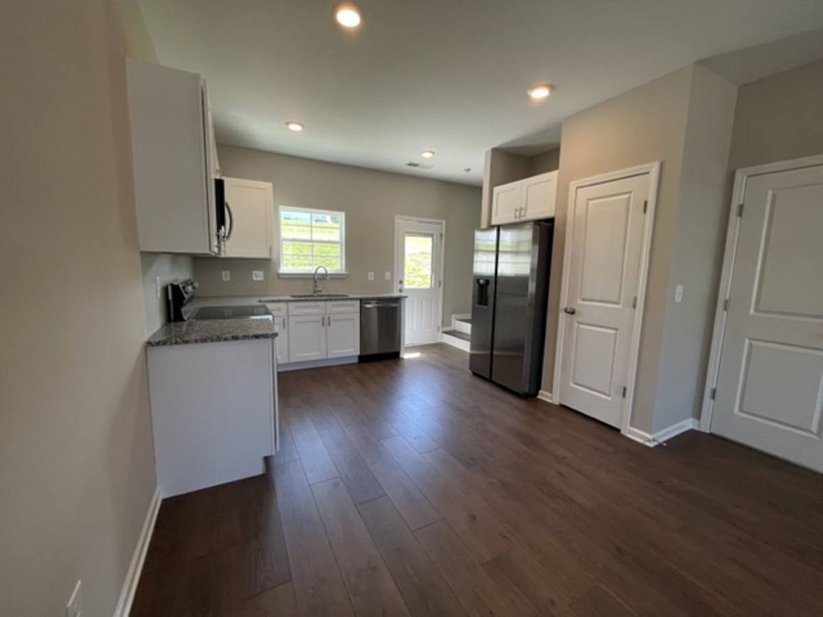 Townhouse for rent at 218 Tara Court, Columbia, TN 38401