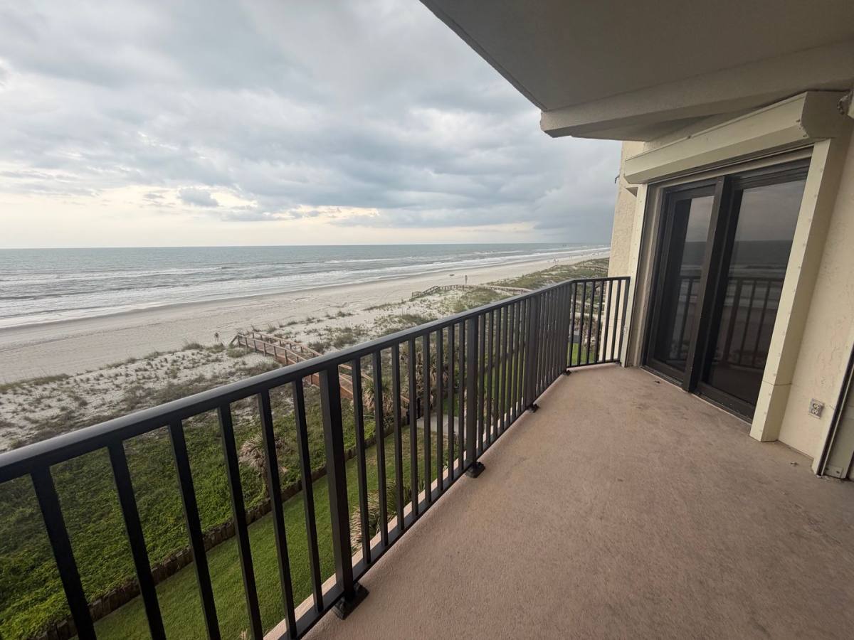 Apartment for rent at 1901 1st St N, Jacksonville Beach, FL 32250