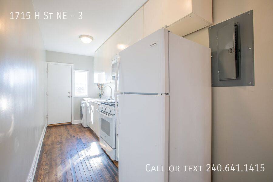 Apartment for rent at 1715 H St NE #3, Washington, DC 20002