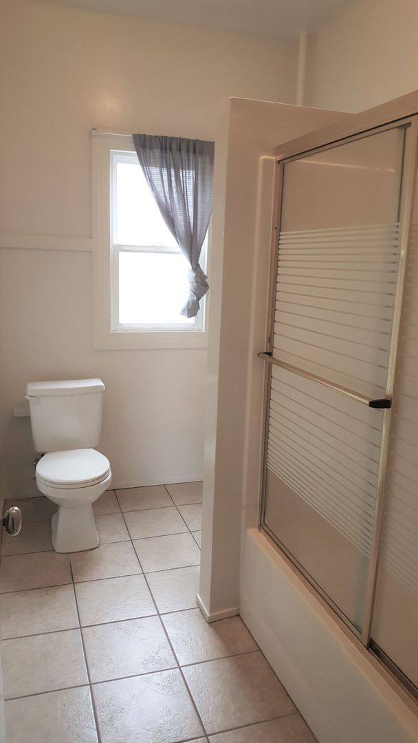 Apartment for rent at 2718 College Ave, Berkeley, CA 94705