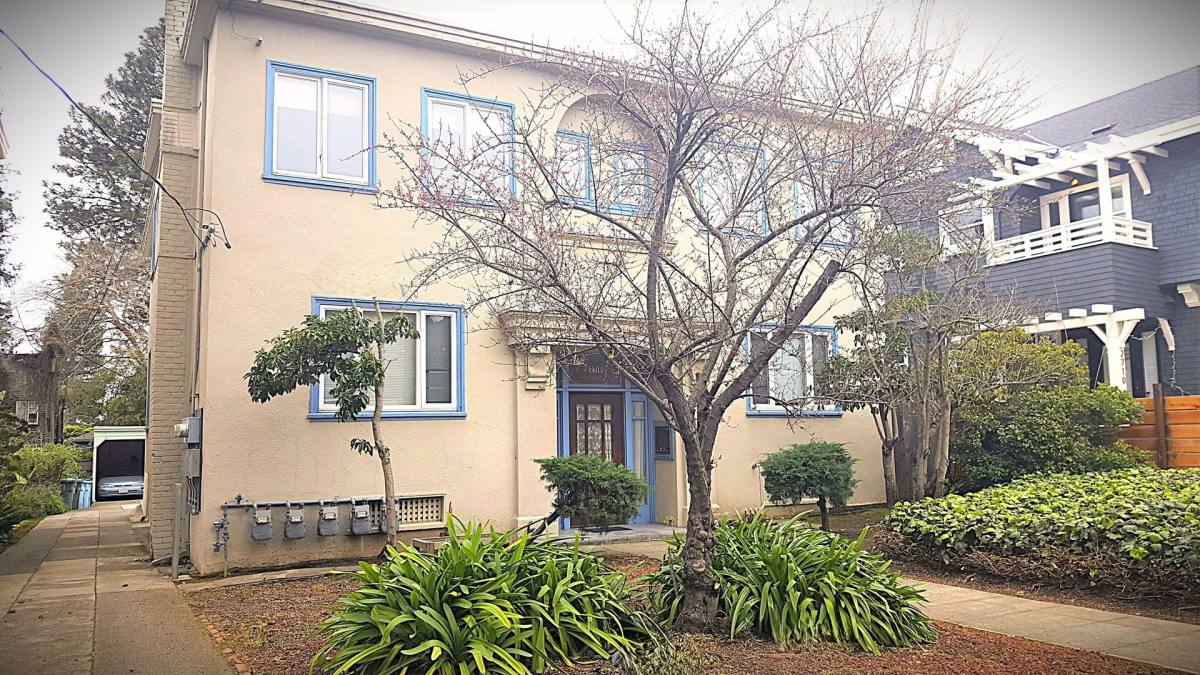 Apartment for rent at 2718 College Ave, Berkeley, CA 94705