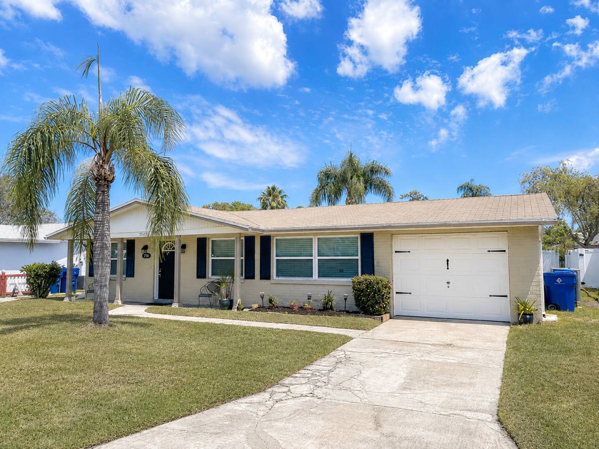 House for rent at 3711 Redwood Dr, Holiday, FL 34691