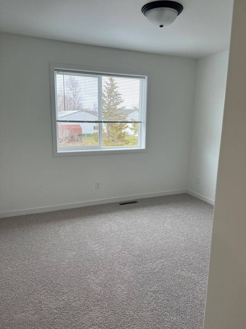 House for rent at 302 A Torontos Court, Hillsboro, ND 58045