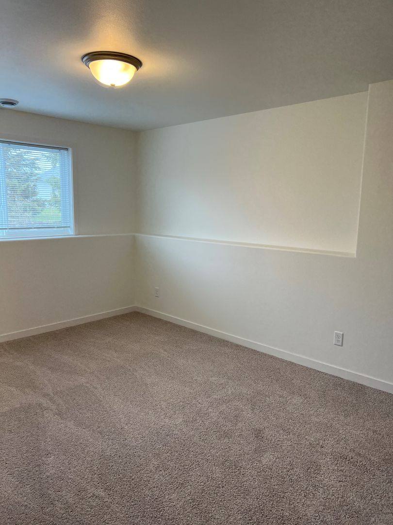 House for rent at 302 A Torontos Court, Hillsboro, ND 58045