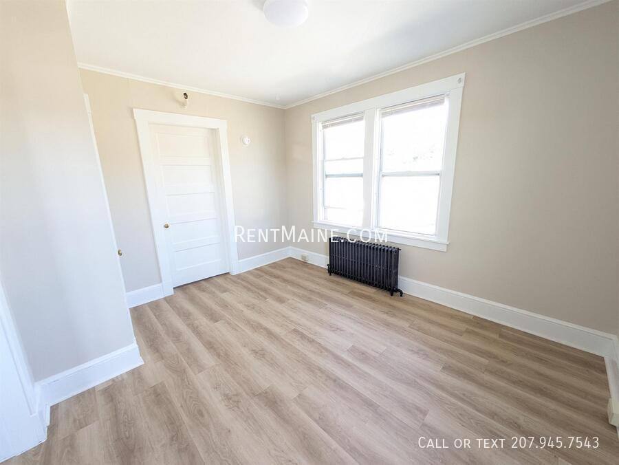 Apartment for rent at 101-103 Center St #1, Brewer, ME 04412