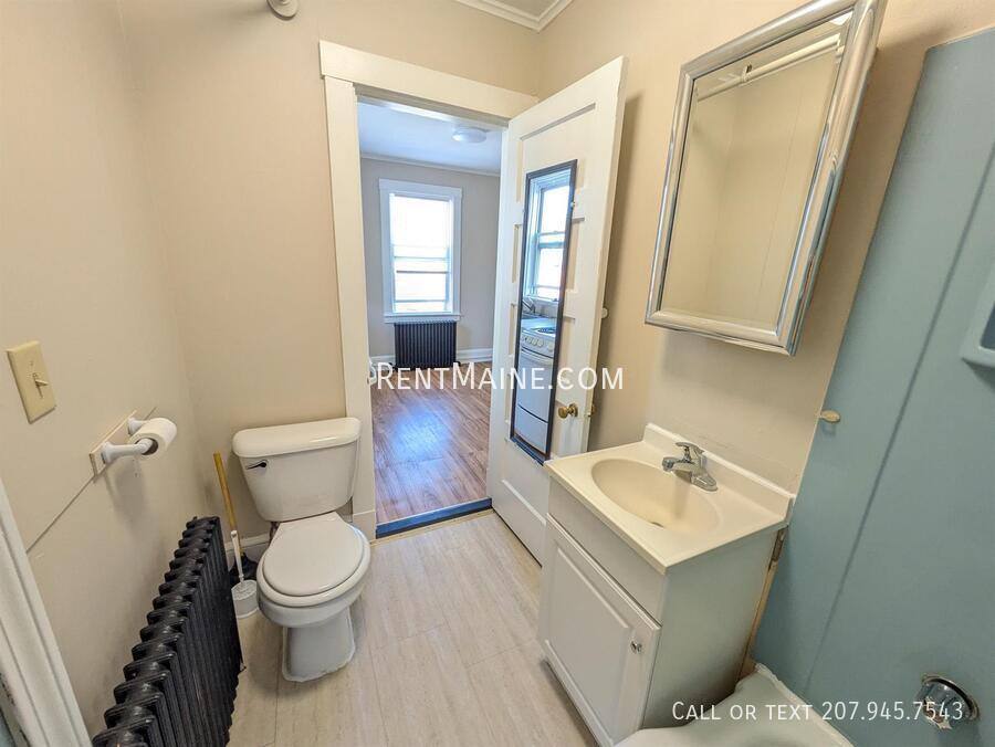 Apartment for rent at 101-103 Center St #1, Brewer, ME 04412