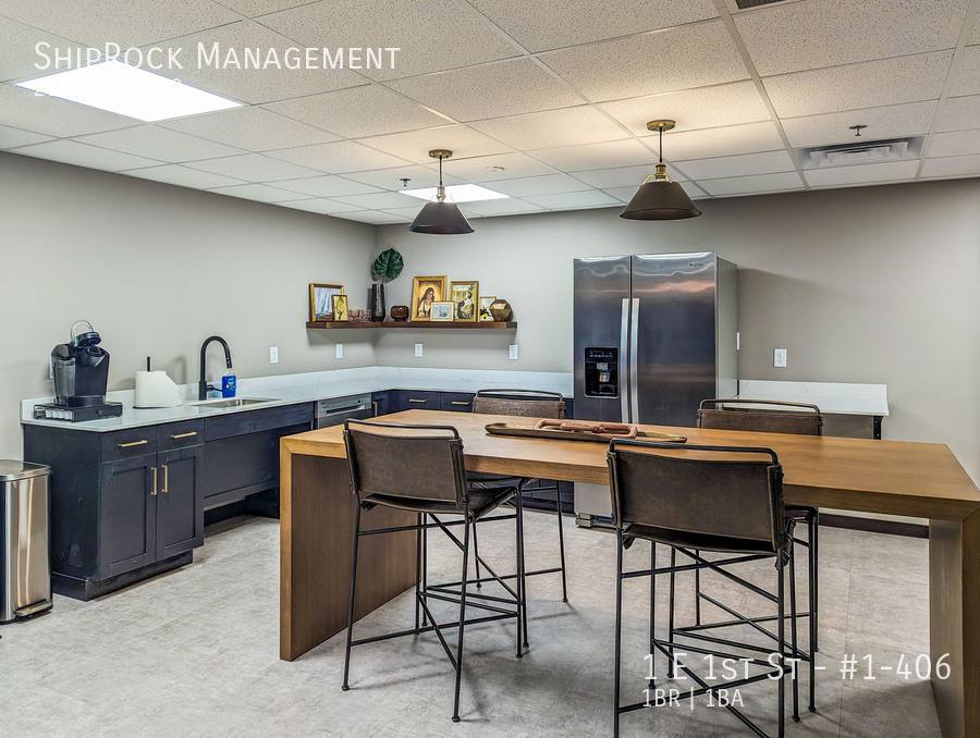 Apartment for rent at 1 E 1st St #1-406, Duluth, MN 55802