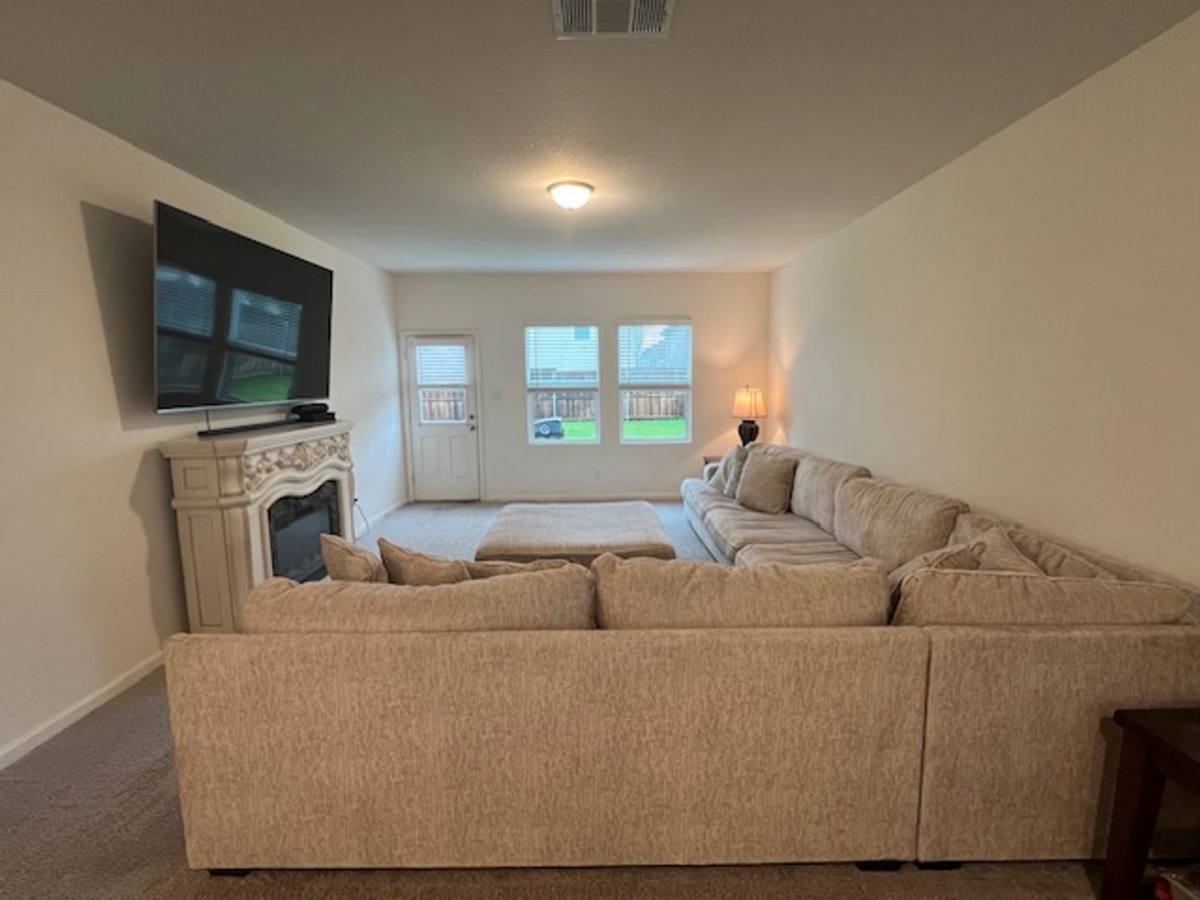 House for rent at 1908 Marquette Rd, Princeton, TX 75407