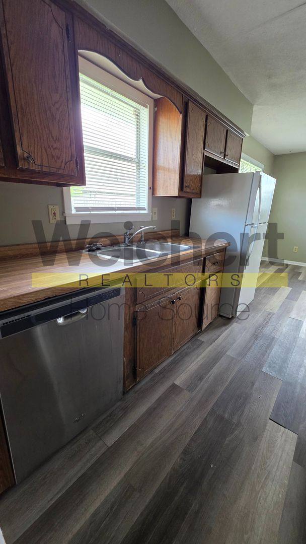 House for rent at 5929 SW Dr, Jonesboro, AR 72401