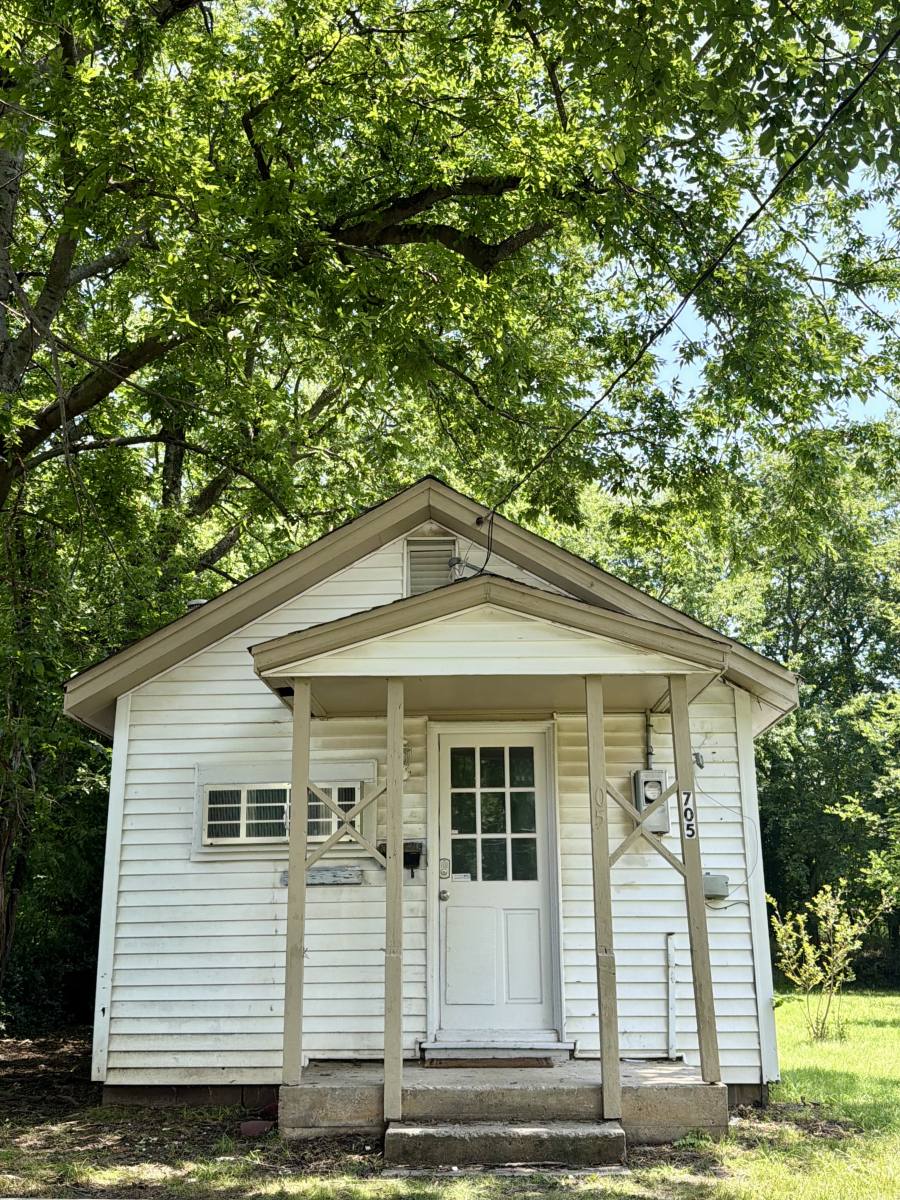 House for rent at 705 N 9th St, Collinsville, OK 74021