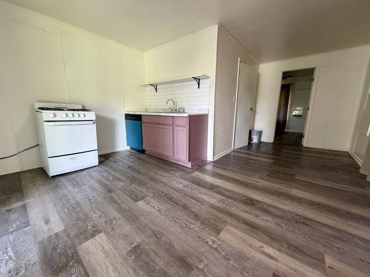 House for rent at 705 N 9th St, Collinsville, OK 74021