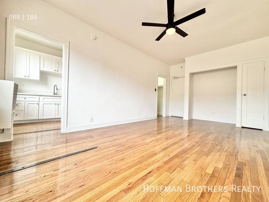 Apartment for rent at 245 N Kenmore Ave #205, Los Angeles, CA 90004