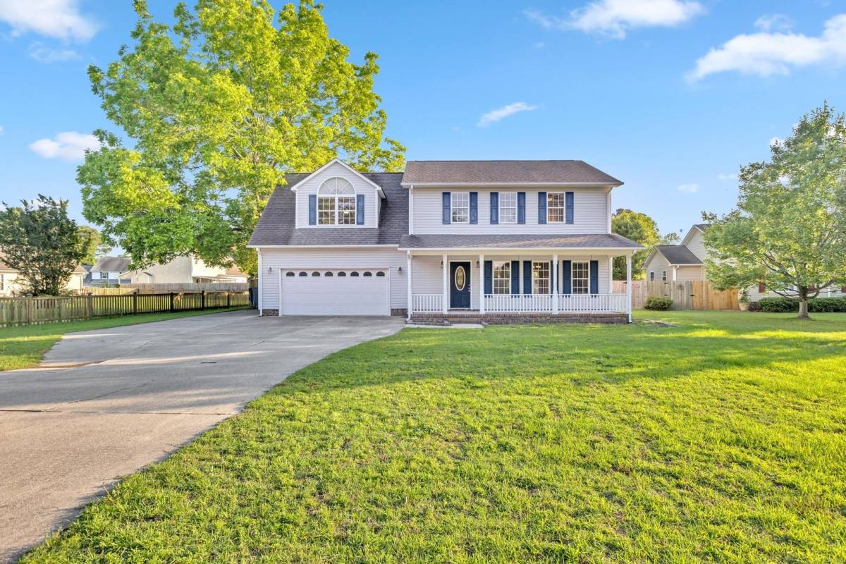 House for rent at 324 Beacon Lane, Sneads Ferry, NC 28460