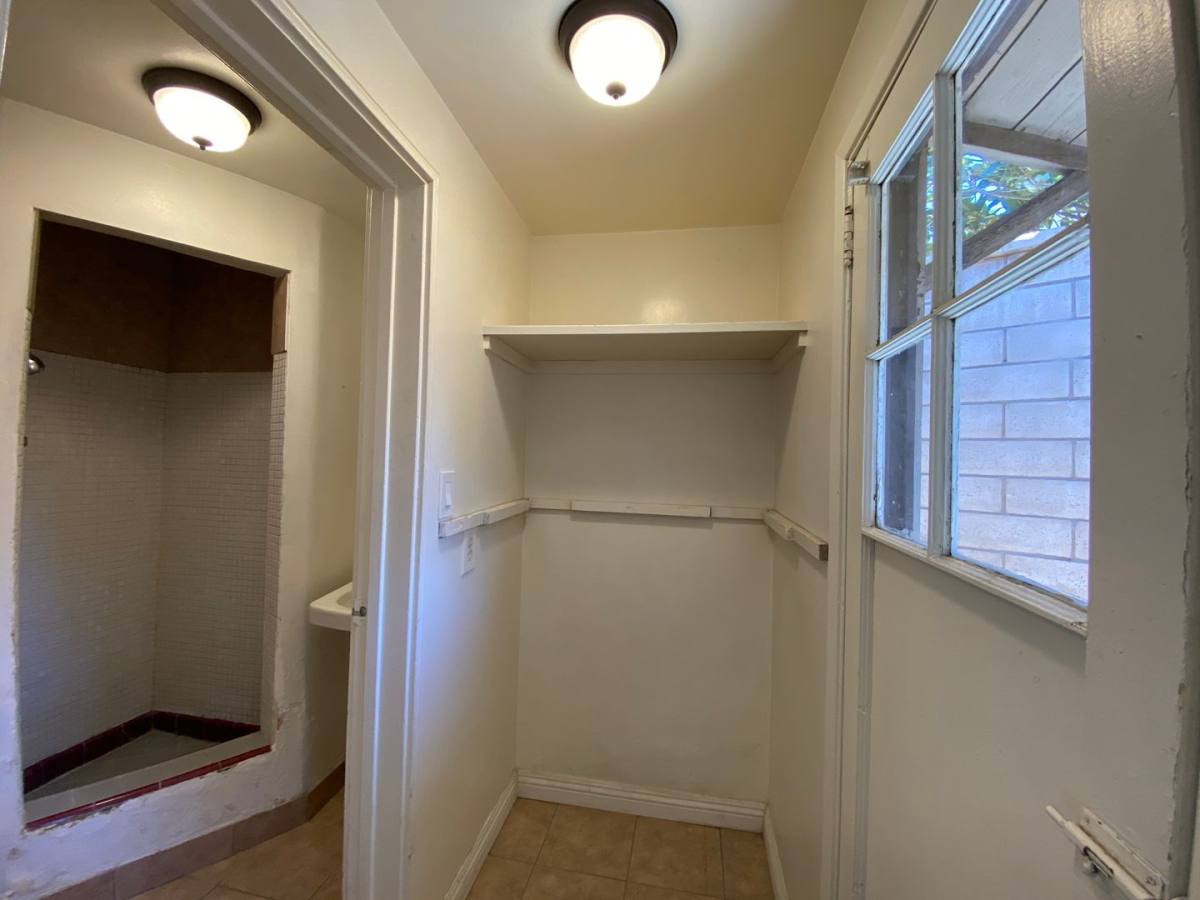 Apartment for rent at 11427-11429 1 2 Garvey Ave, El Monte, CA 91732